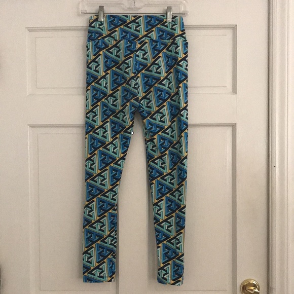 LulaRoe Funky Geometric Triangle Print LEGGINGS *One Size* - Picture 5 of 8